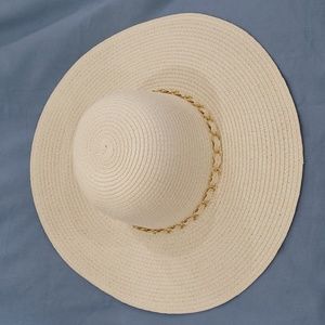 NWOT Beige Wide Brim Sun Hat